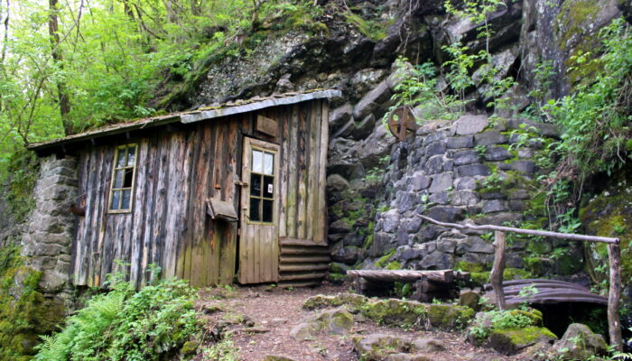 bovec-ravelink-officers-cottage