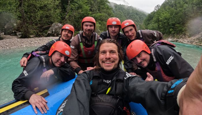 rafting-team-building-soca rafting-team-building-soca